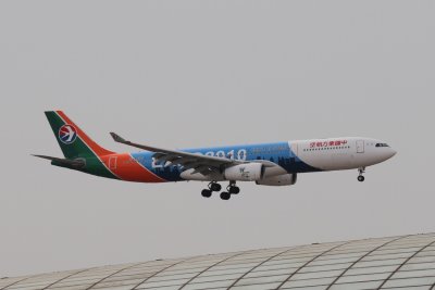 date：2010-02-10location：Beijing Capital Intl Airport - ZBAAairline：China Eastern Airlines - CESregistration：B-6100aircraft：A330-300remark：EXPO2012 Livery(世博号)