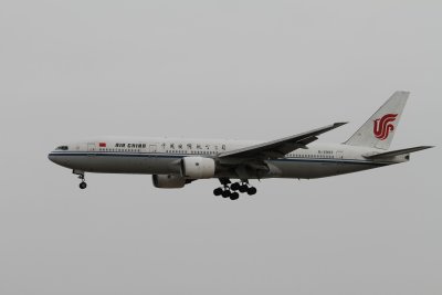 date：2010-02-10location：Beijing Capital Intl Airport - ZBAAairline：Air China - CCAregistration：B-2067aircraft：B777-200