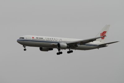 date：2010-02-10location：Beijing Capital Intl Airport - ZBAAairline：Air China - CCAregistration：B-2499aircraft：B767-300ER