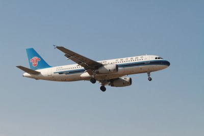 date：2010-02-19location：Beijing Capital Intl Airport - ZBAAairline：China Southern Airlines - CSNregistration：B-6279aircraft：A320-200
