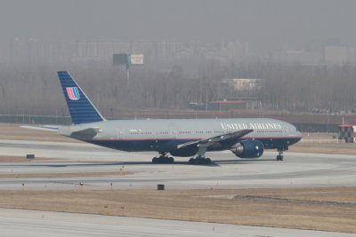 date：2010-02-19location：Beijing Capital Intl Airport - ZBAAairline：United Airlines - UALregistration：N204UAaircraft：B777-200ER