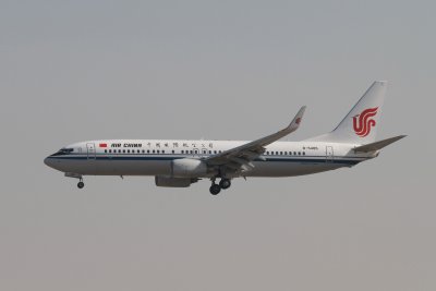 date：2010-02-19location：Beijing Capital Intl Airport - ZBAAairline：Air China - CCAregistration：B-5485aircraft：B737-800