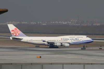 date：2010-02-19location：Beijing Capital Intl Airport - ZBAAairline：China Airlines - CALregistration：B-18206aircraft：B747-400