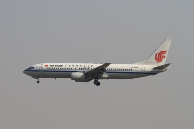 date：2010-02-19location：Beijing Capital Intl Airport - ZBAAairline：Air China - CCAregistration：B-5326aircraft：B737-800