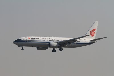 date：2010-02-19location：Beijing Capital Intl Airport - ZBAAairline：Air China - CCAregistration：B-5431aircraft：B737-800