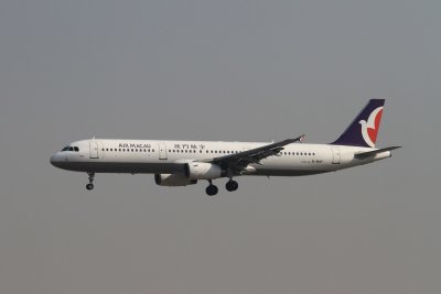 date：2010-02-19location：Beijing Capital Intl Airport - ZBAAairline：Air Macau - AMUregistration：B-MAFaircraft：A321-200