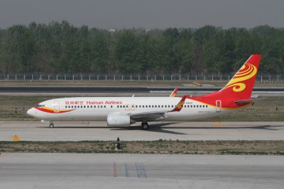 date：2010-05-01location：Beijing Capital Intl Airport - ZBAAairline：Hainan Airlines - CHHregistration：B-5403aircraft：B737-800
