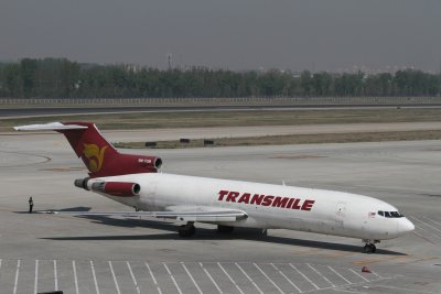 date：2010-05-01location：Beijing Capital Intl Airport - ZBAAairline：Transmile Air Service - TSEregistration：9M-TGMaircraft：B727-200F