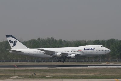 date：2010-05-01location：Beijing Capital Intl Airport - ZBAAairline：Iran Air - IRAregistration：EP-IAMaircraft：B747-100B