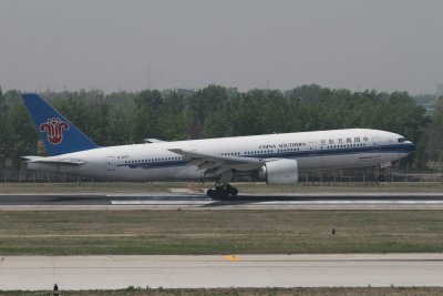 date：2010-05-01location：Beijing Capital Intl Airport - ZBAAairline：China Southern Airlines - CSNregistration：B-2057aircraft：B777-200ER
