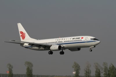 date：2010-05-01location：Beijing Capital Intl Airport - ZBAAairline：Air China - CCAregistration：B-5179aircraft：B737-800