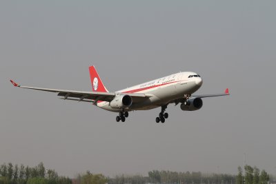 date：2010-05-01location：Beijing Capital Intl Airport - ZBAAairline：Sichuan Airlines - CSCregistration：B-6518aircraft：A330-200