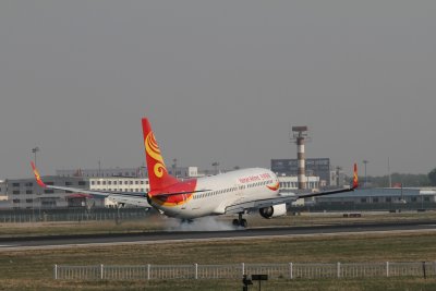 date：2010-05-01location：Beijing Capital Intl Airport - ZBAAairline：Hainan Airlines - CHHregistration：B-5137aircraft：B737-800